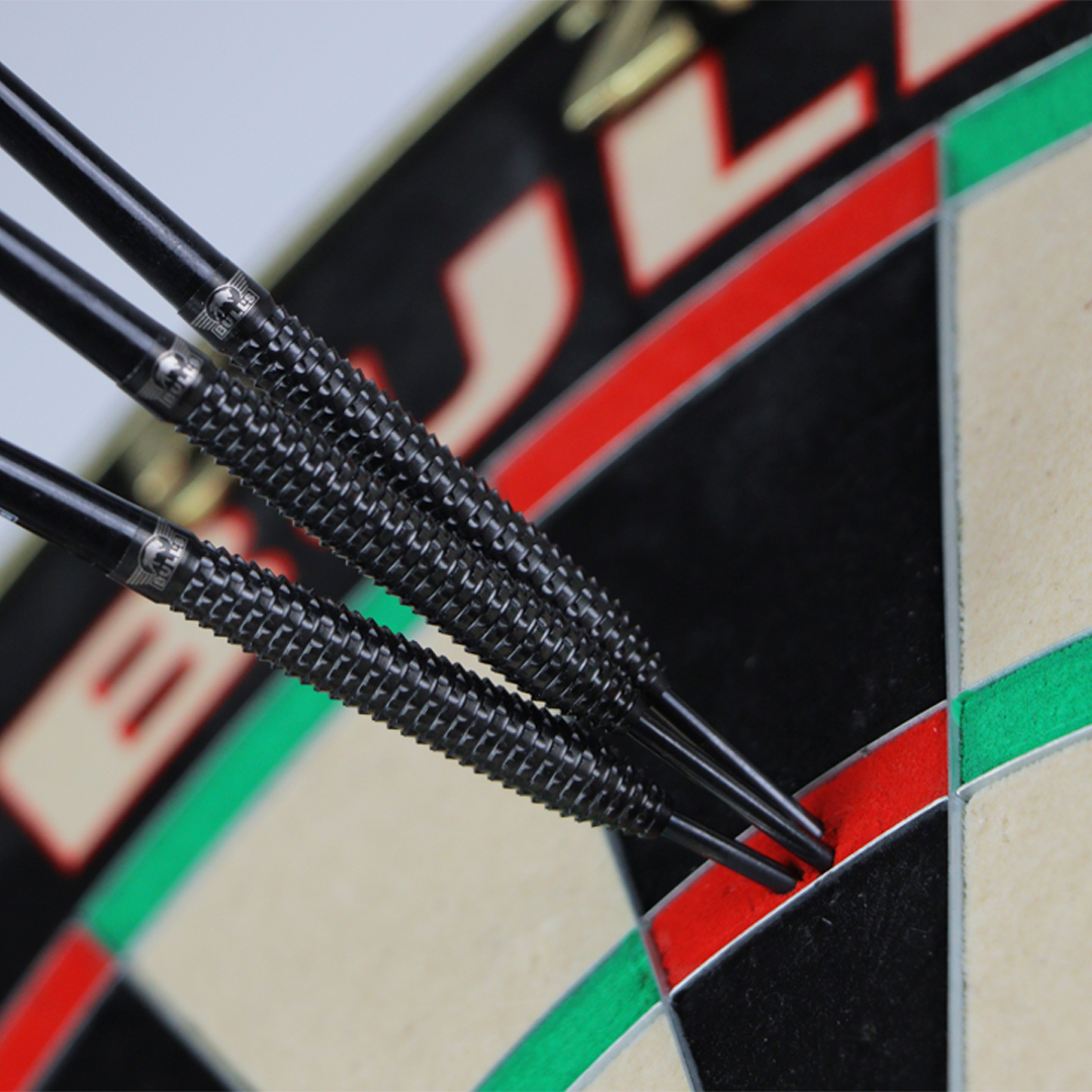 Picture of Bull's Shark Pro Black 90% Steeltip Darts